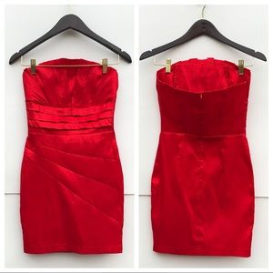 Forever 21 Strapless Mini Dress Size M Fits S&M 🌹